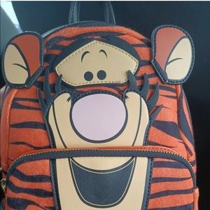 Tigger loungefly